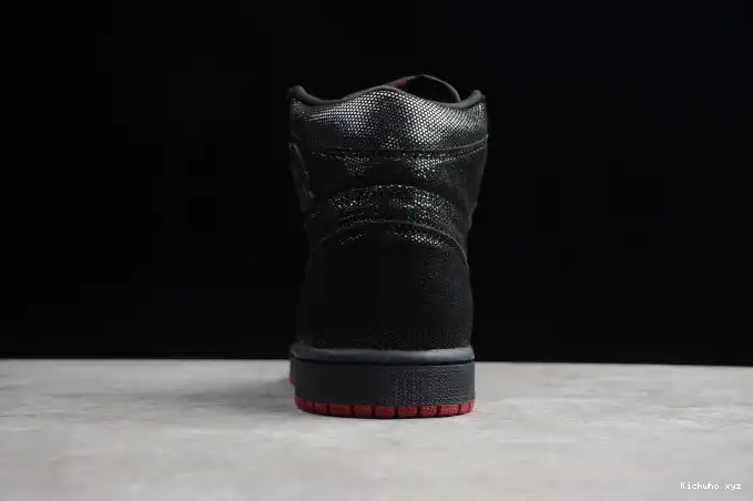 Red Jordan 1 Retro OG High Gym Air DC7071-001 Black 0514